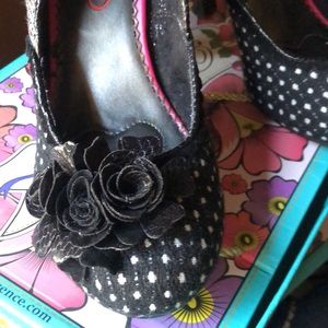 Poetic licence heels size 9